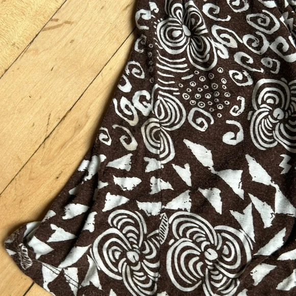 Forever 21 Brown Shirt | Brown Patterned Shirt | Tribal Print | Forever 21 Shirt - Picture 7 of 7